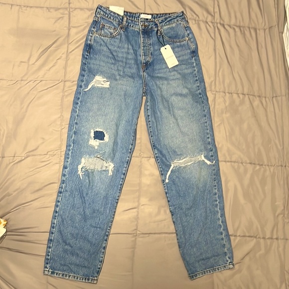Forever 21 Denim - Forever 21 Premium Jeans Boyfriend Relaxed Fit Distressed Jeans New With Tags
